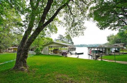 Waterfront Cabin on Beautiful Water