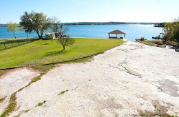 Why Waterfront lots on LBJ may be the best move