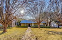 SOLD: 2708 Sunnypoint on Lake LBJ