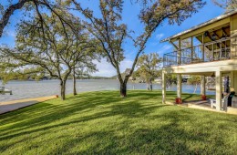 Best of Lake LBJ – 3210 Packsaddle